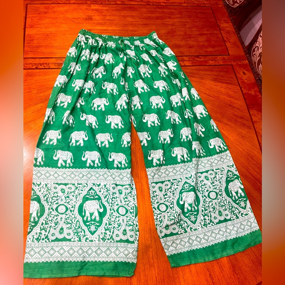 Venice good luck elephants 🐘 trunk is up